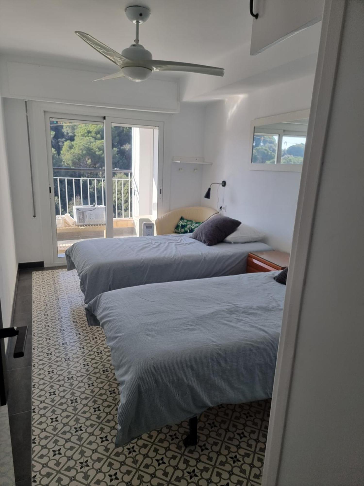 Apart 2 Habit Vistas Playa Y Montana Lift Parking Calella Ngoại thất bức ảnh